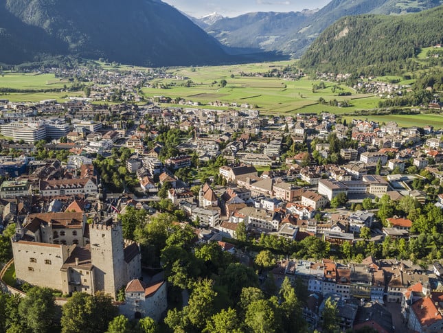 Shopping in Bruneck – Brunico