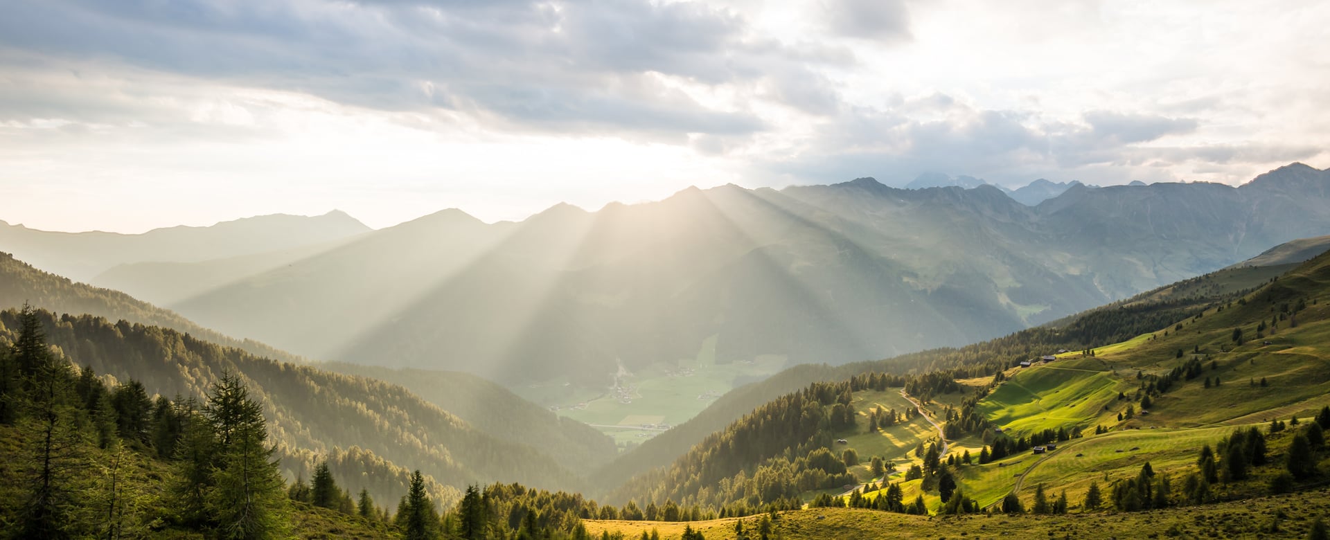Ogni giorno attività guidate, immersi nella natura, 6 giorni alla settimana!