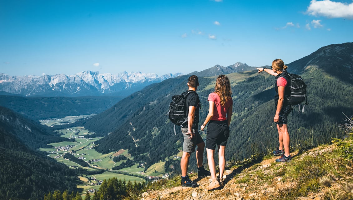 Expériences de nature en plein air guidées 6 jours par semaine !