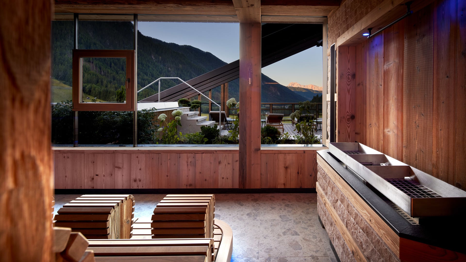 Noveau Luxury SPA