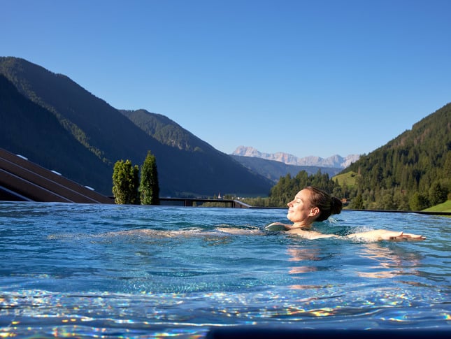 Rooftop Infinity Pool